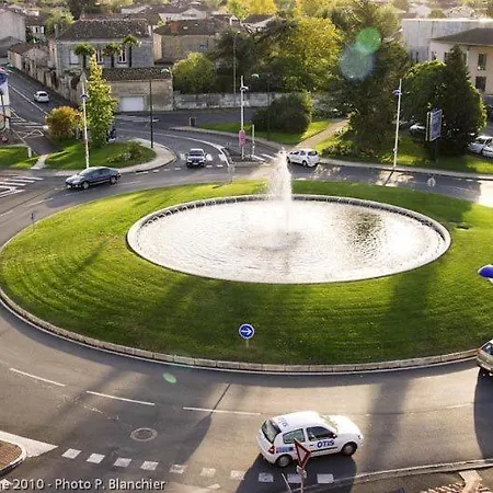 Appartement T2 47m2 Cosy&spacieux - Proche Gare - Lit Queen Size Et Netflix - Parking Gratuit Angoulême